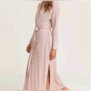 BAREFOOT DREAMS Luxe Milk Jersey Light Mauve Dusty Pink Robe
